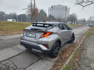 Toyota C-HR foto 3