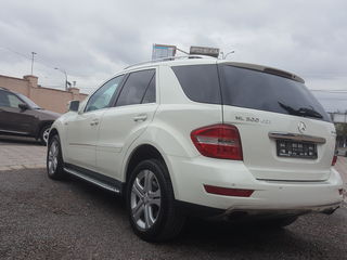 Mercedes ML Class foto 4