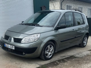 Renault Scenic foto 1