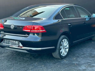 Volkswagen Passat foto 8