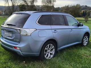 Mitsubishi Outlander foto 5