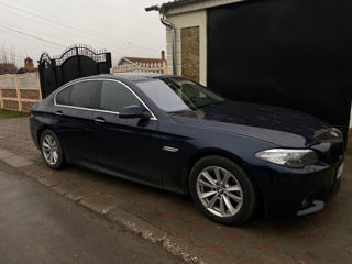 BMW 5 Series foto 3