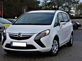 Opel Zafira foto 1