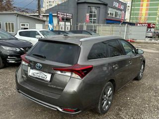 Toyota Auris foto 4