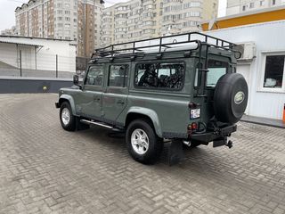 Land Rover Defender foto 2