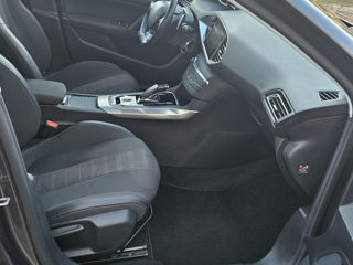 Peugeot 308 foto 6