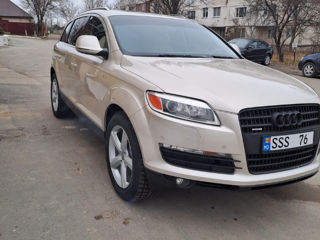 Audi Q7 foto 2