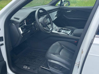 Audi Q7 foto 8