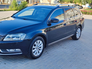 Volkswagen Passat foto 4