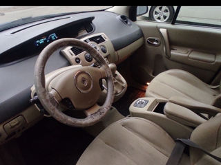 Renault Grand Scenic foto 2