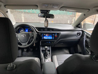 Toyota Auris foto 8