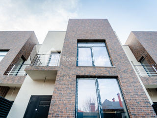 Townhouse modern lângă pădure! Durlești, sector nou, 163 mp+2 ari!