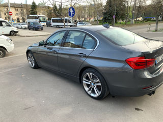 BMW 3 Series foto 4