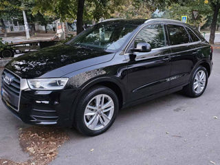 Audi Q3 foto 2