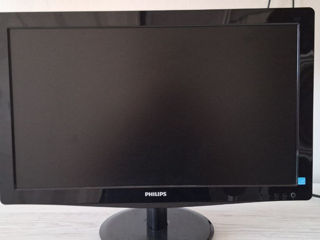 Монитор Philips  фото 8