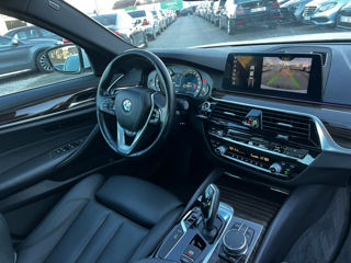 BMW 5 Series foto 8