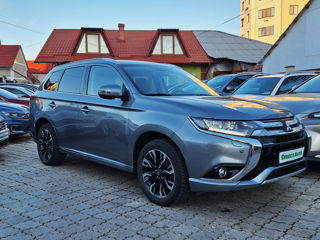 Mitsubishi Outlander foto 5