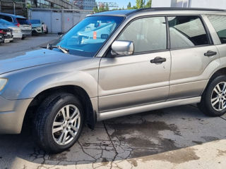 Subaru Forester foto 2