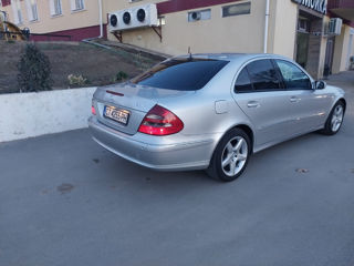 Mercedes E-Class foto 3