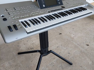 piano yamaha tyros 4