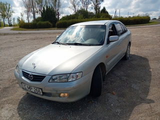 Mazda 626 foto 1