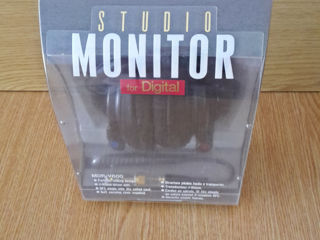 Стереонаушники Sony Studio Monitor MDR-V600 Б/У.