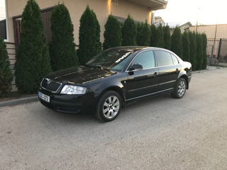 Skoda Superb foto 4