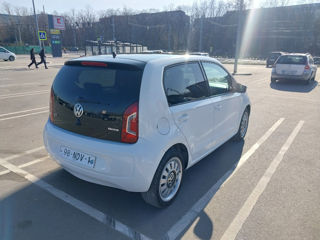 Volkswagen up! foto 4