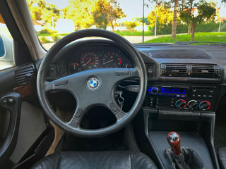 BMW 5 Series foto 11