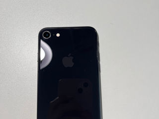 iPhone 8 64ГБ foto 1