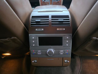 Volkswagen Phaeton фото 13