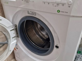 Îngusta  BEKO 6 kg 1000 rp/min . Lucrează bine.  Garanție . Livrare . Preț 2250 de lei