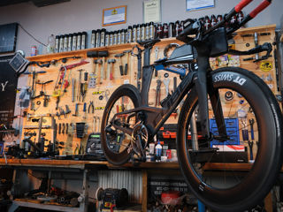 MAXSERVICE reparatia bicicletelor veloservice carucioarelor trotinetei borduri esire la domiciliu foto 3