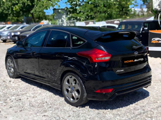 Ford Focus foto 4