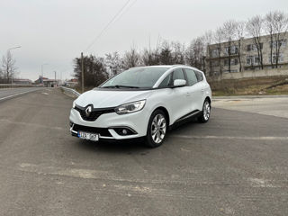 Renault Grand Scenic foto 2