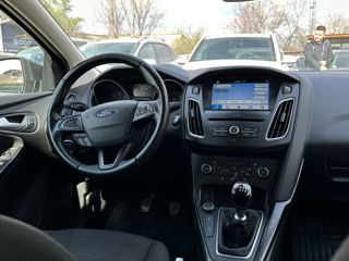 Ford Focus foto 9