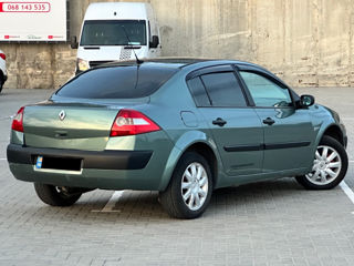 Renault Megane foto 5