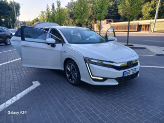 Honda Clarity foto 2