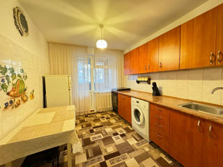 Apartament cu 2 camere, 50 m², Centru, Chișinău foto 5