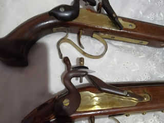Точные реплика. Модели старинного оружия 1700 годы. Цена 899 лей за оба пистолета foto 4