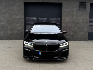 BMW 7 Series foto 3