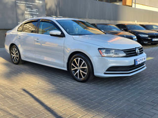 Volkswagen Jetta foto 1