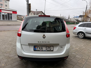 Renault Grand Scenic foto 5