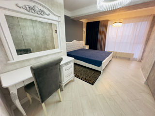 Apartament cu 2 camere, 82 m², Centru, Chișinău foto 9