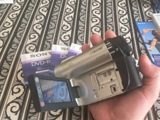 Sony Handycam  DVD+Memory Stick+ 4новых диска DVD-RW для неё foto 5