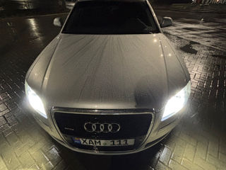 Audi A8 foto 3