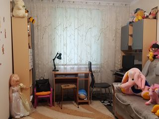 De vinzare apartament cu 3 odai, etajul II, Lapaevca, Cahul foto 5