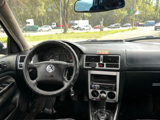 Volkswagen Golf foto 8