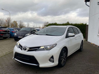 Toyota Auris foto 3