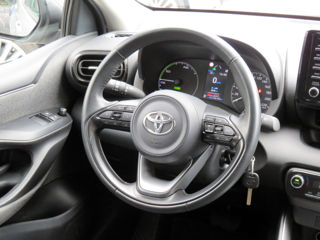 Toyota Yaris foto 9